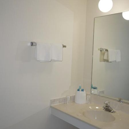 D-Lux Budget Inn Lemont Экстерьер фото